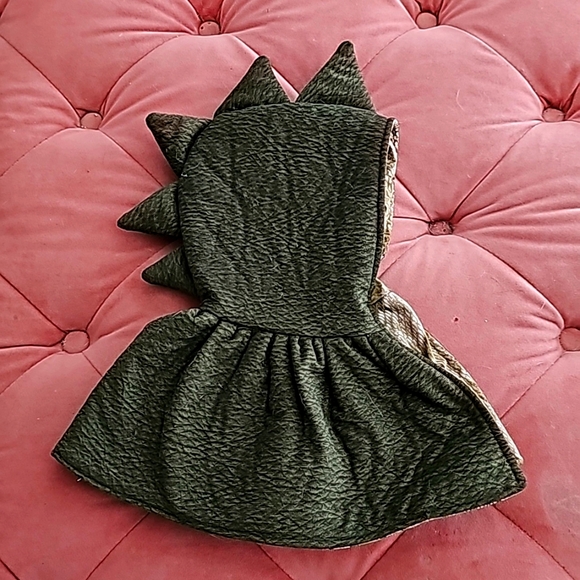 (3 for $30) Dino hat, toddler - Picture 1 of 4